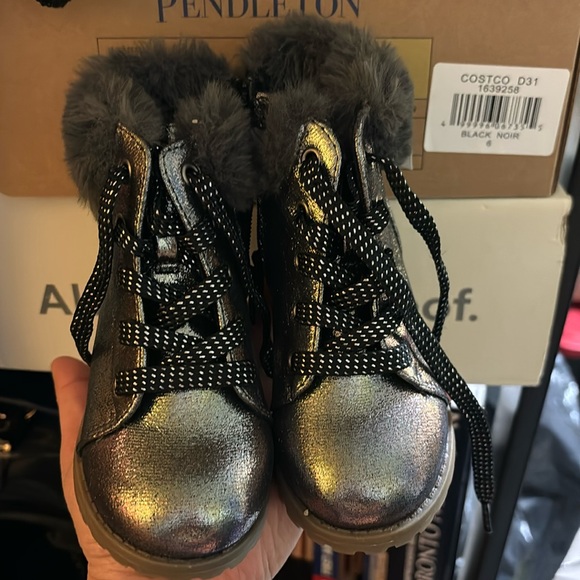 Baby boots BNWT - Picture 1 of 7